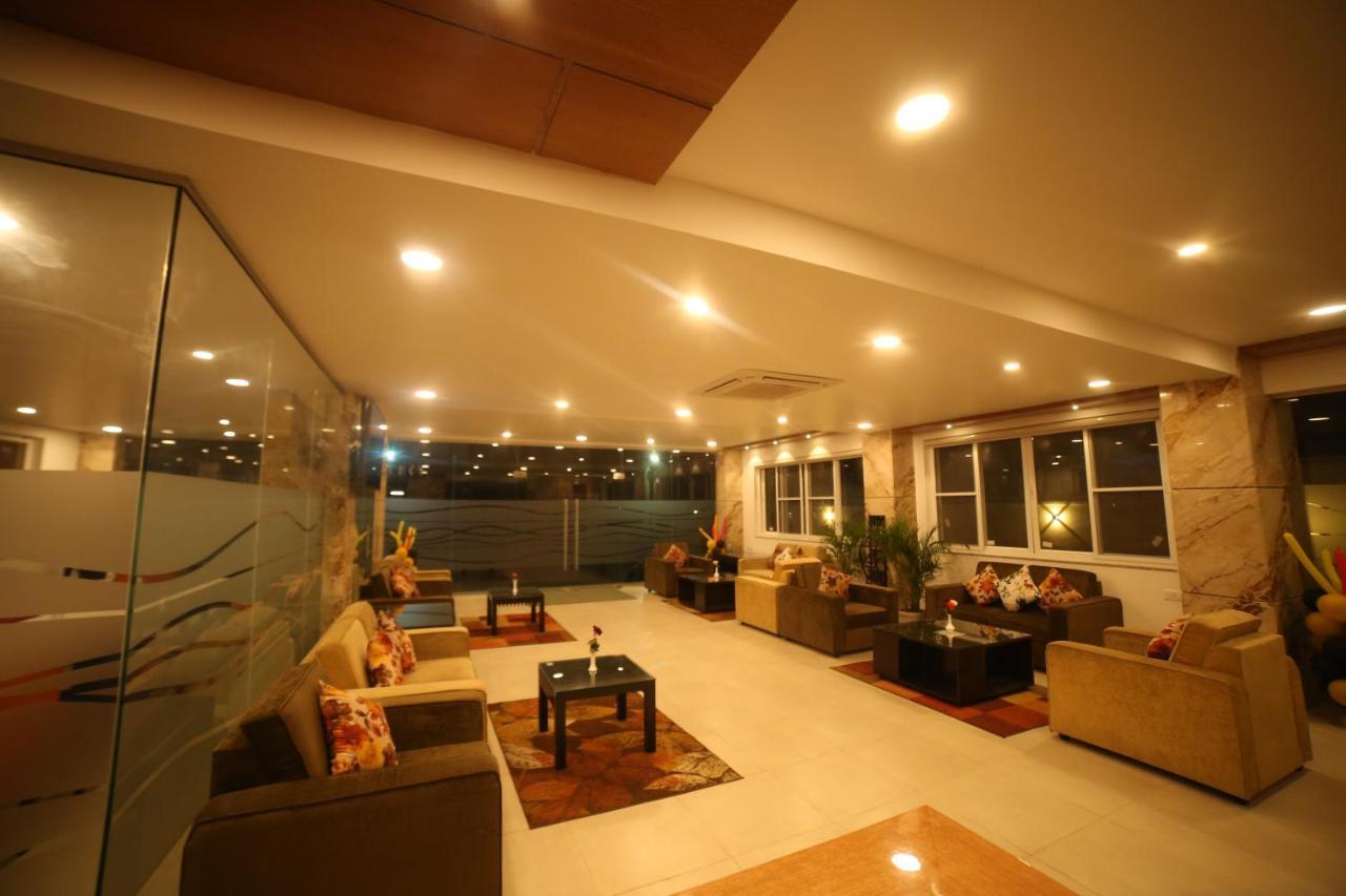 Mg Iris Hotel Tirupati Exterior photo