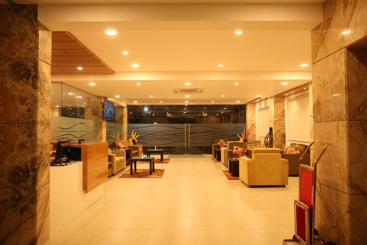 Mg Iris Hotel Tirupati Exterior photo