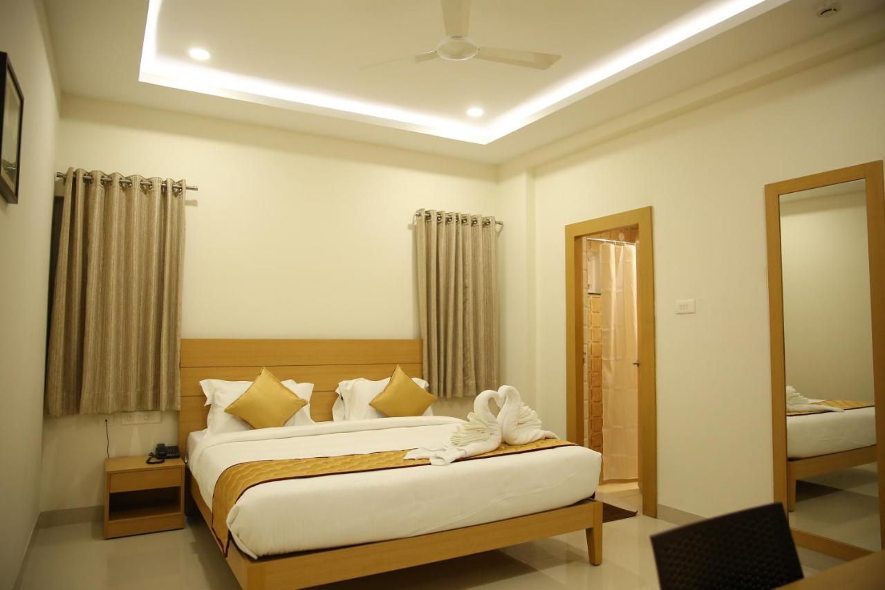 Mg Iris Hotel Tirupati Exterior photo